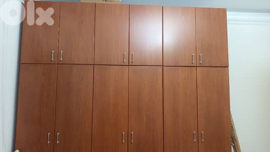 full bedroom + big closet غرفة نوم كاملة مع خزانة كبيرة