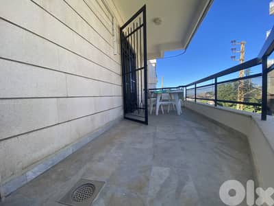 RWK175IY - comfortable apartment in Qlayaat !