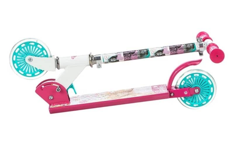Mondo Barbie scooter pink 2 wheels, foldable, like new 1