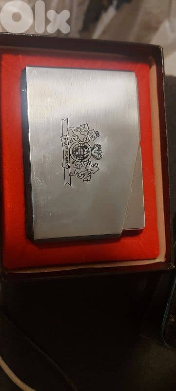 table lighter fhilp morris