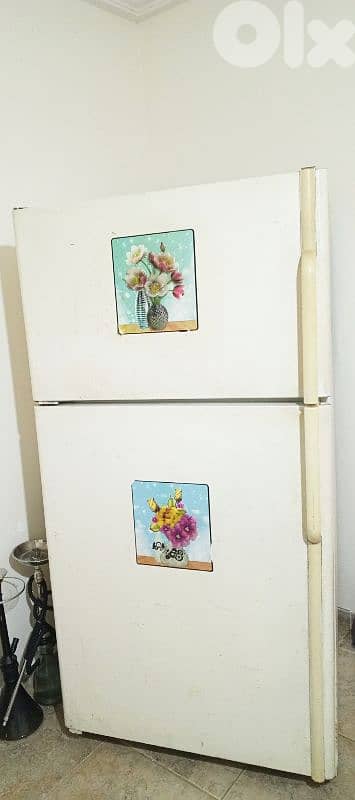 غرفة جلوس +براد+فرن غاز