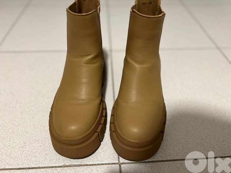 Original Springfield Camel Boots 1