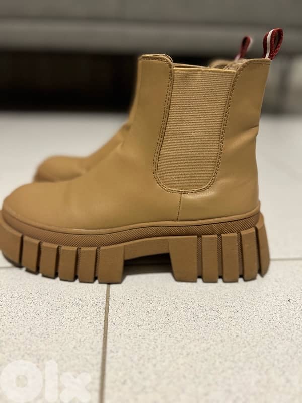 Original Springfield Camel Boots 2