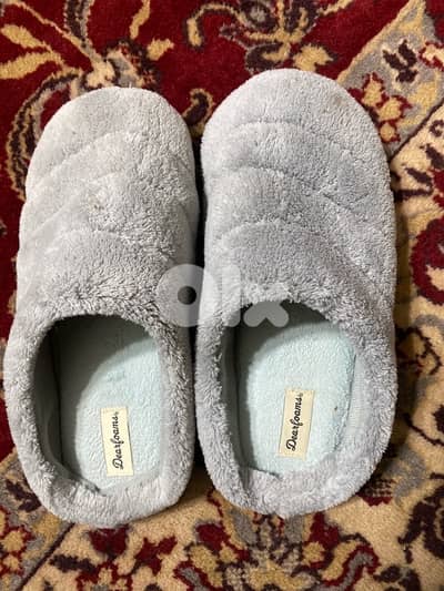 slippers