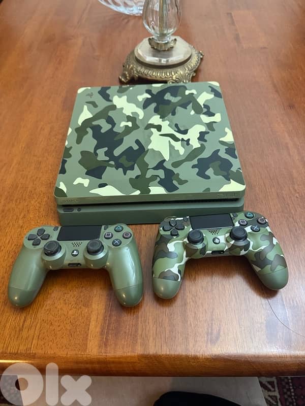 ps4 slim 1 terra 2 controllers original version 12 1