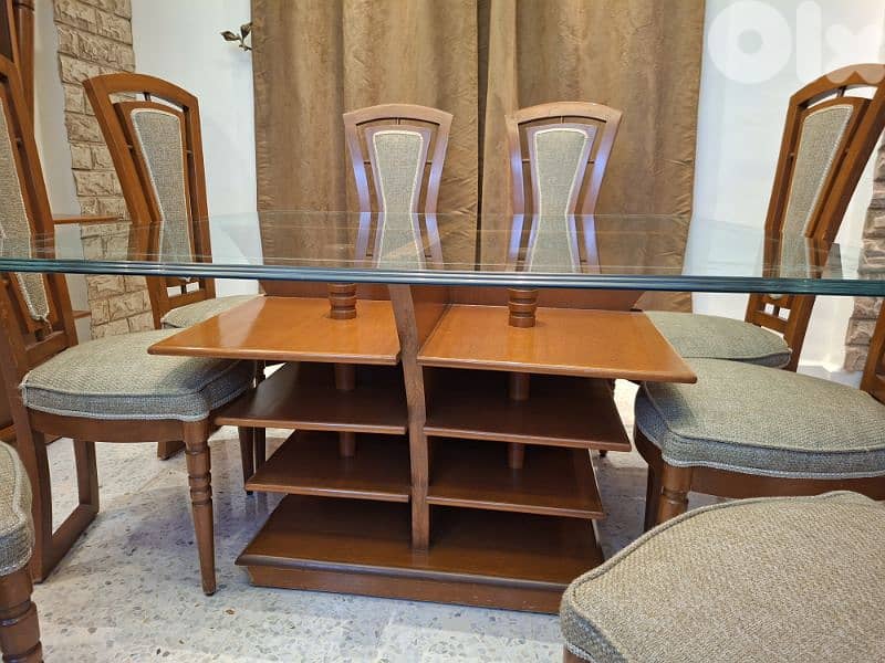 Excellent Full Dining Room 2