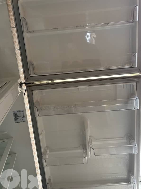 LG Refrigerator Smart Inverter 2