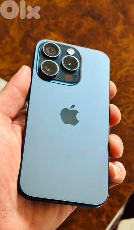 iPhone 15 pro 256G 1