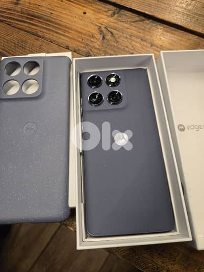 motorola  edge 60 fusion   ultra camera phone