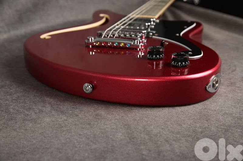 D'Angelico Bedford Guitar 7