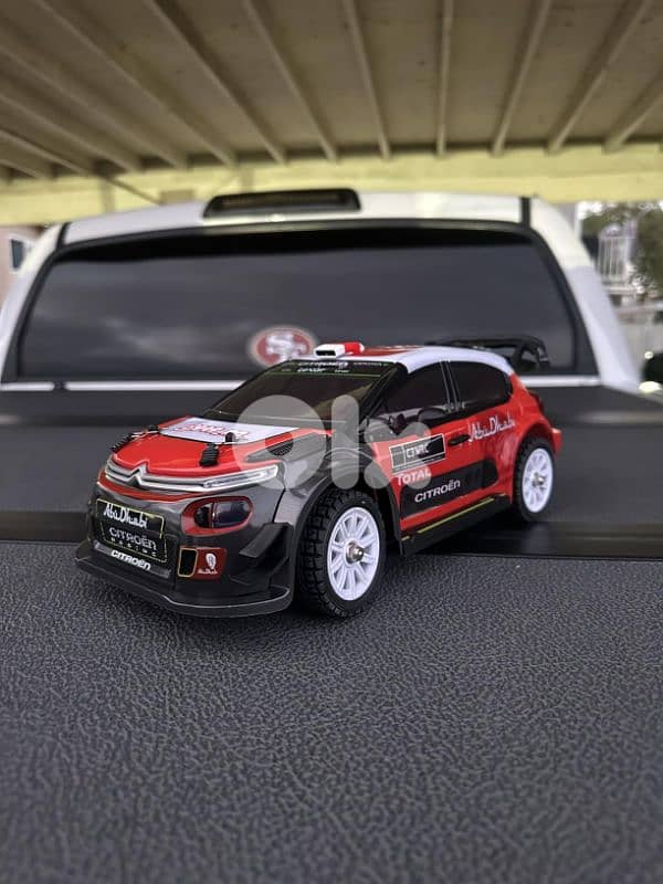 RC 1:14 Drift Car with Gyro 7