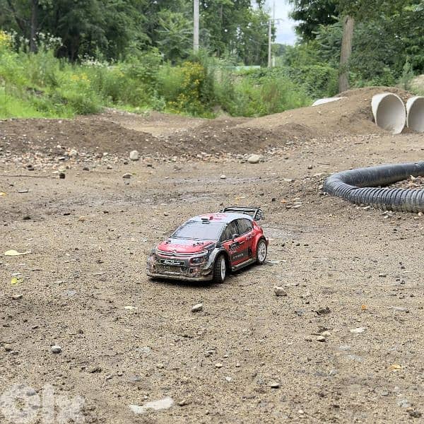 RC 1:14 Drift Car with Gyro 8