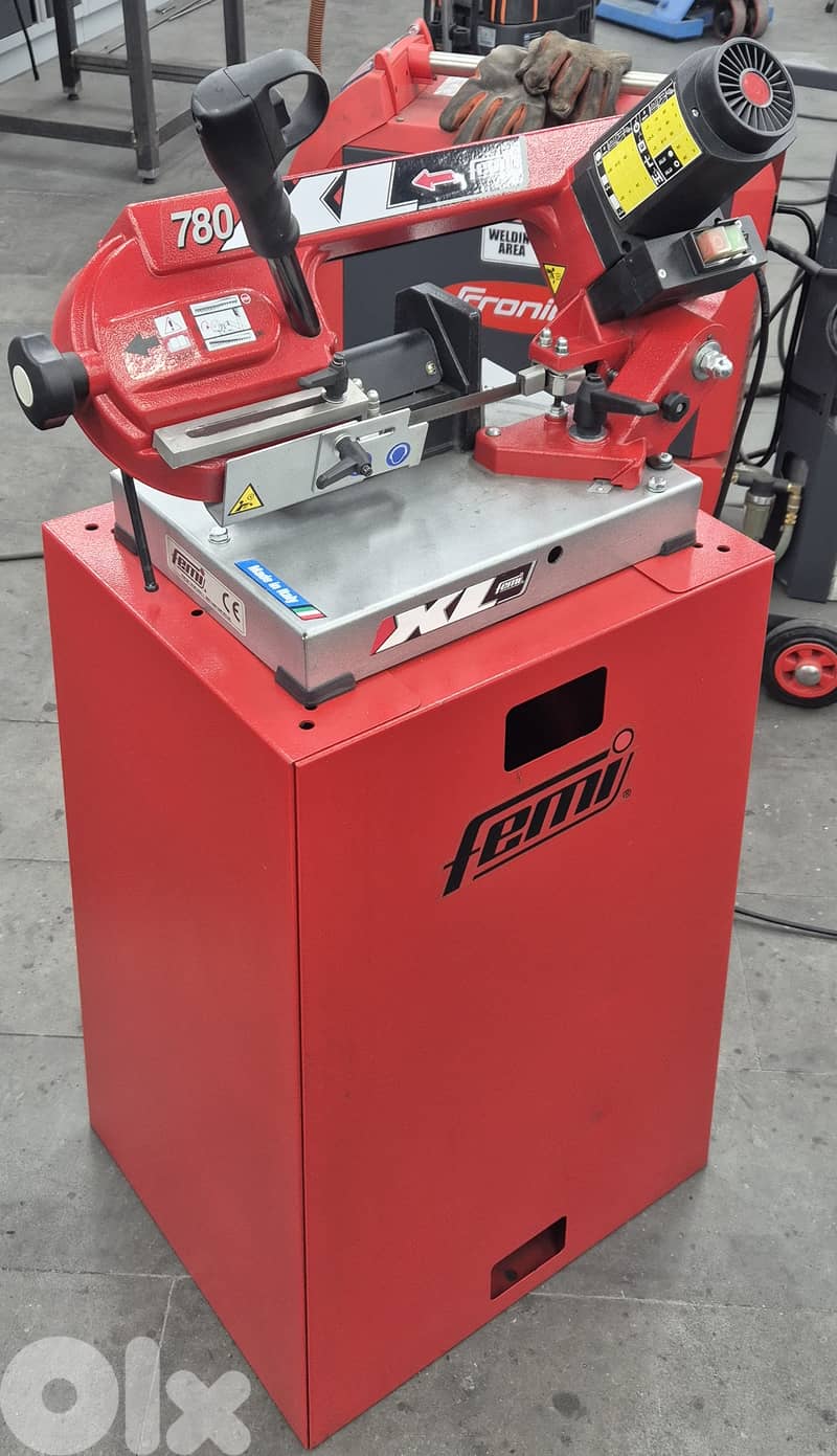 Femi 780 XL portable bandsaw 1