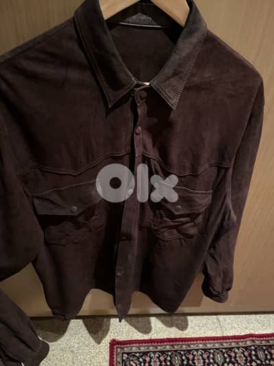 جاكيت او قميص شاموا لون بني