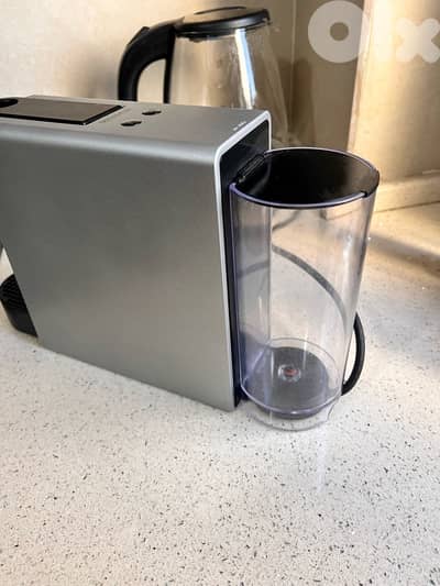 Nespresso Coffee mashine
