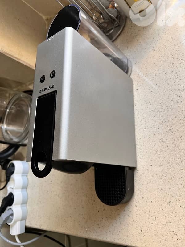 Nespresso Coffee mashine 2