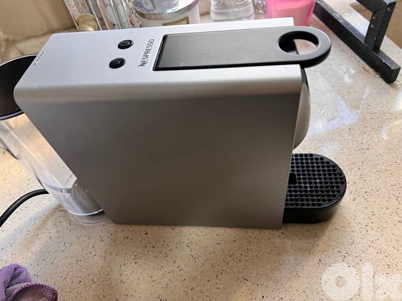 Nespresso Coffee mashine 3