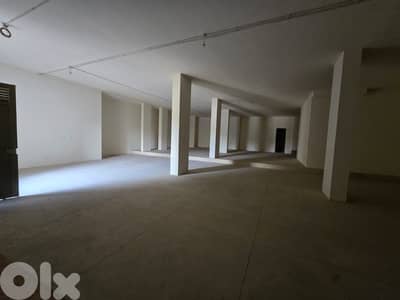 Warehouse for Rent In  Dik El Mehdi مستودع للإيجار في ديك المحدي