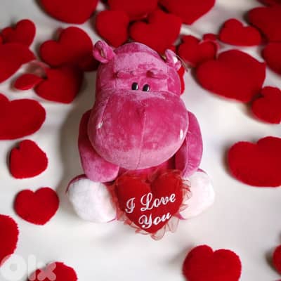 70 x 35cm Hippo plush with heart