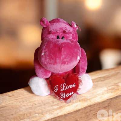 70 x 35cm Hippo plush with heart