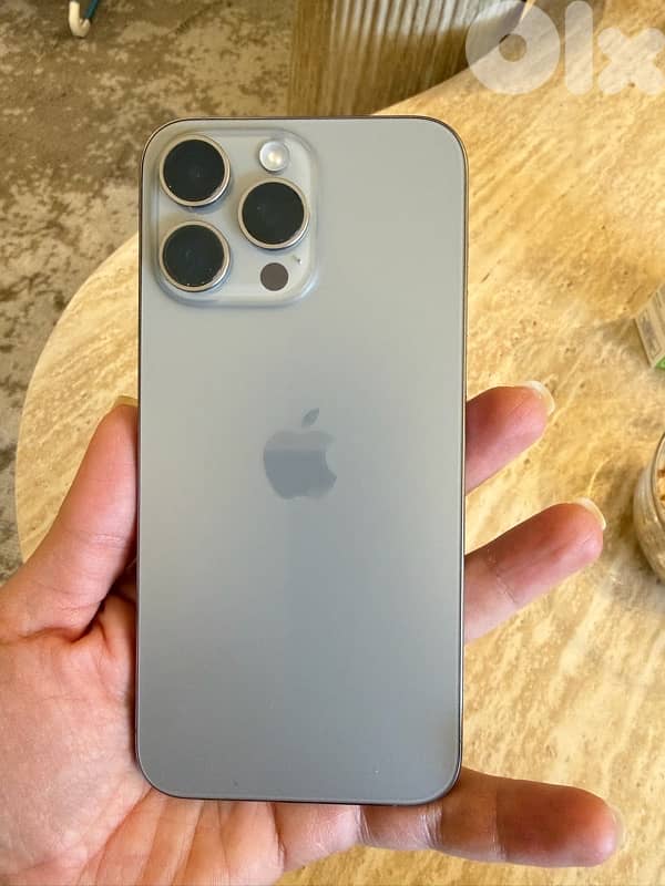 iPhone 15 Pro max 256GB 4