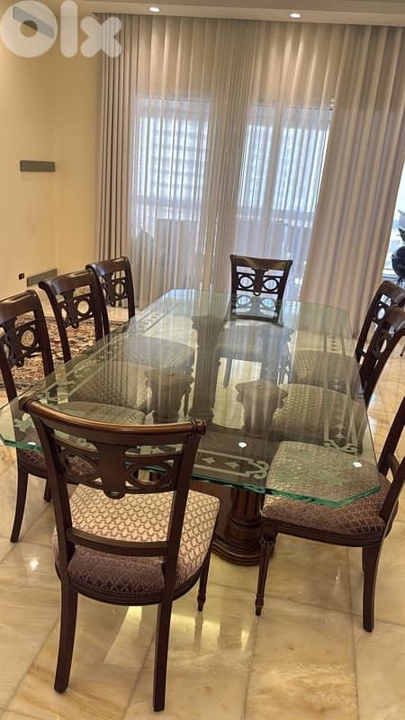 Elegant Dining Room Set – Great Condition 2