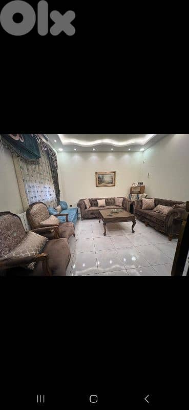 صالون جديد تفصيل مكلف ٣٠٠٠$ للبيع بسبب السفر ٨٠٠$