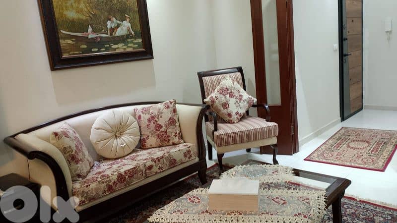 living room beige & bordeau + tv unit + table 4