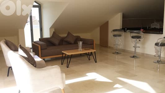 Roof for rent in Monteverde روف للايجار في منتيفيردي