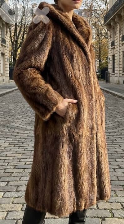 معطف فرو دب حقيقي فاخر – لون بني – سايز واحد – جديد