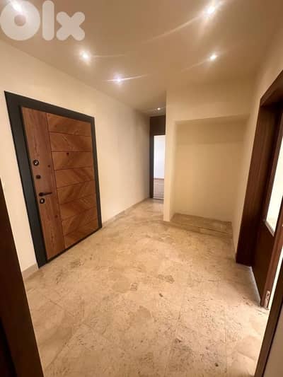 Jal El Dib/ Office 250 sqm Ready for Rent -جل الديب/ مكتب جاهز للإيجار