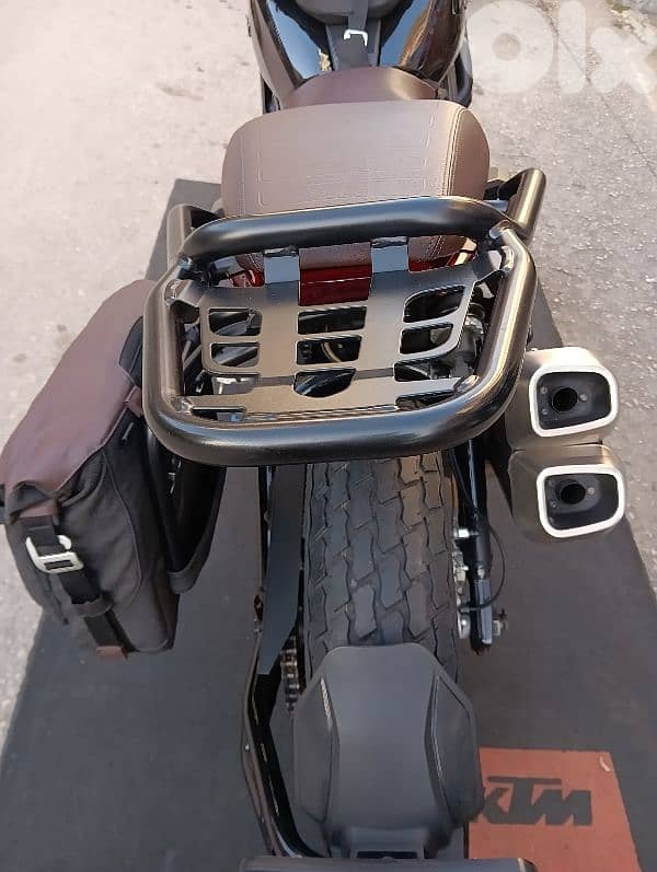 Indian Ftr 1200cc like new 900miles company source cruise control 5
