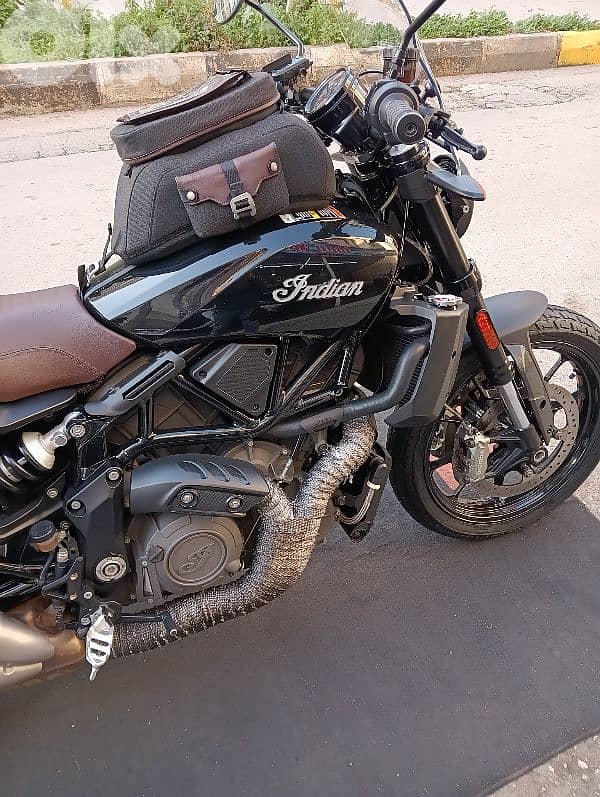 Indian Ftr 1200cc like new 900miles company source cruise control 10