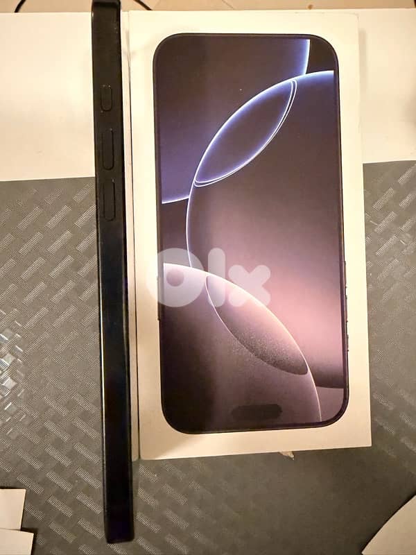 iphone 16 pro max black / 512 gb / with apple care 5