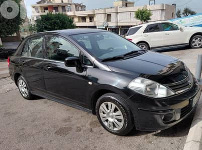 Nissan Tiida 2013
