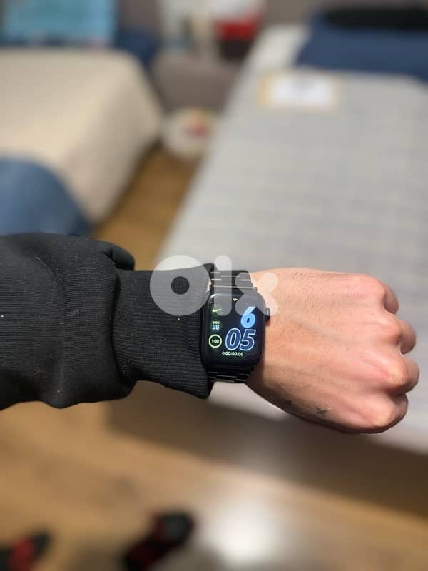 Apple Watch SE 2 40mm + Screen Protector 1