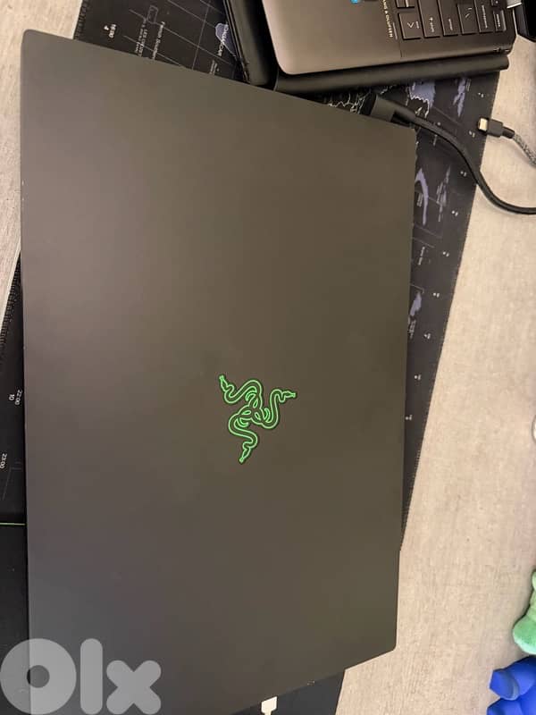 razer blade laptop 1