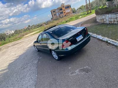 Mercedes-Benz C 240 2003