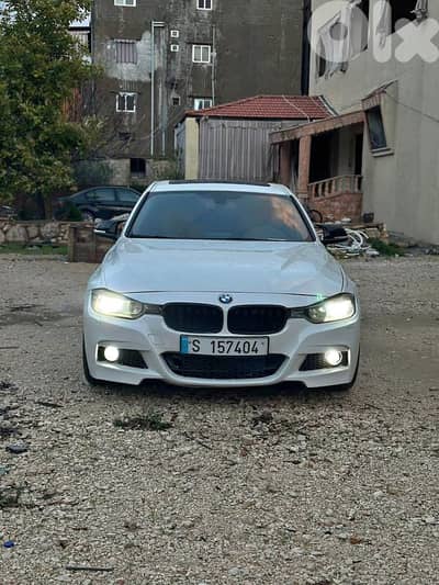 BMW F30 2012