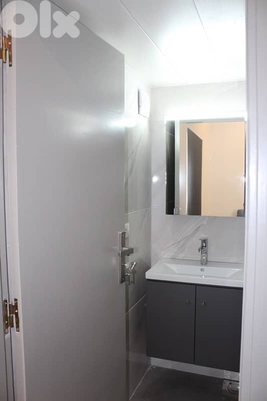 beach front chalet 8