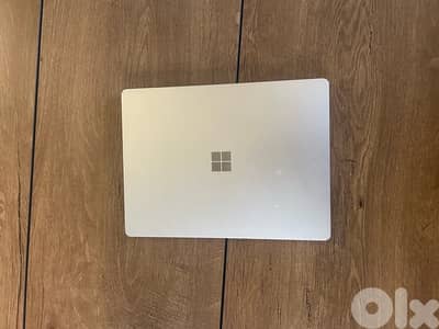 Microsoft Surface Go