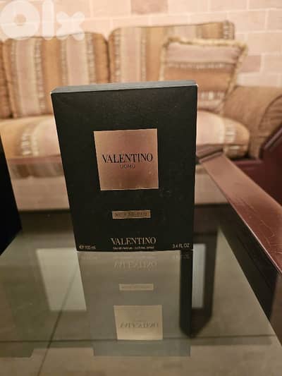 valentino noir absolu