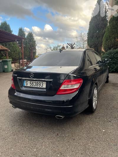 مرسيدس بنز سي ال-كلاس 2009