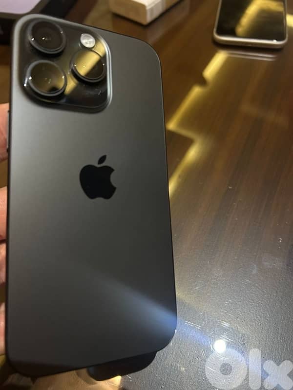 iPhone 16 pro 128 gb 1