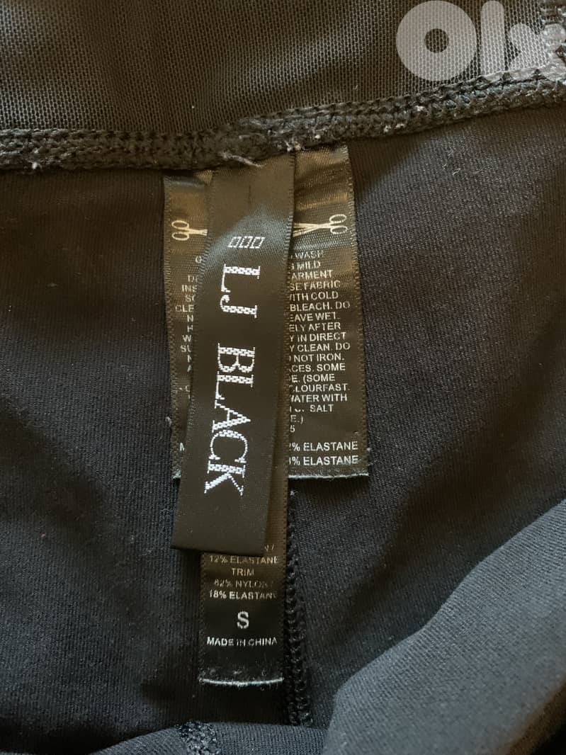 L J Black legging 3