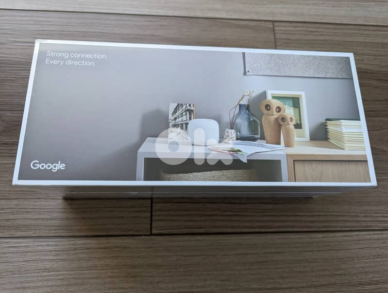 Google Wifi Mesh Router (2nd gen) with smart speakers 1