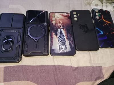 للبيع 5 كفرات بيركبو عال Samsung a26 و 4 مسابح و شنطين للبيع كلن سوا
