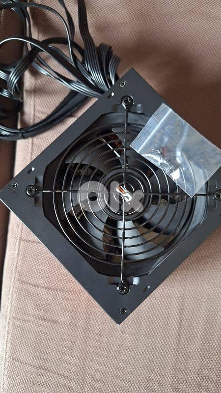 darkflah 650w power supply 1
