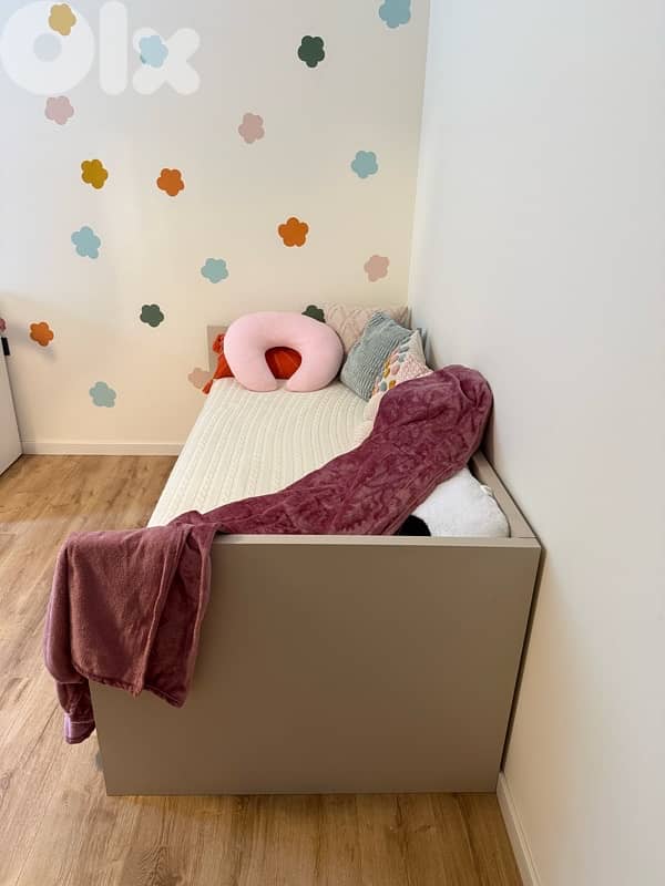 Daybed / Nursery bed / Sofa bed / Twin size bed with storage 6