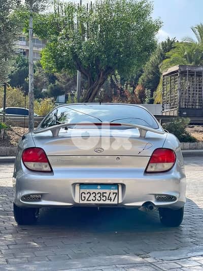 Hyundai Tiburon 2002